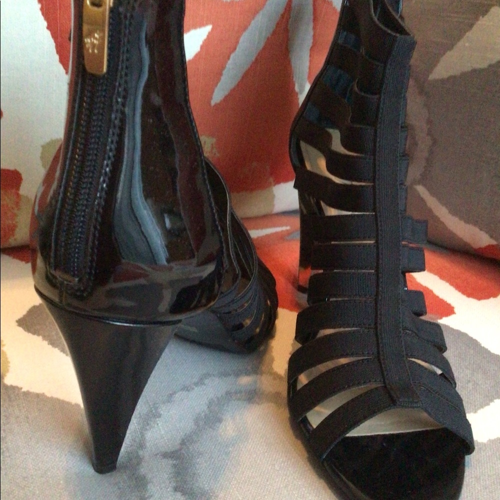 High Heels - Picture 2 of 2